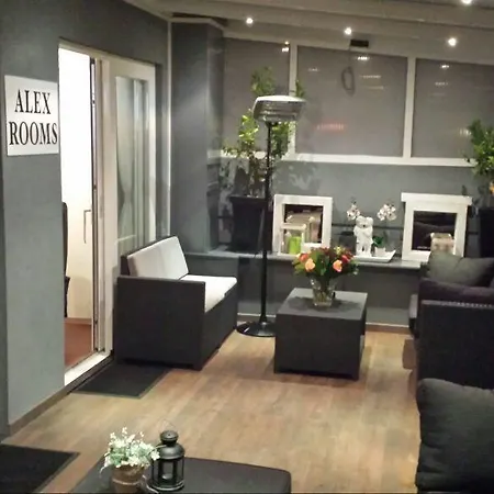 בית הארחה Alex