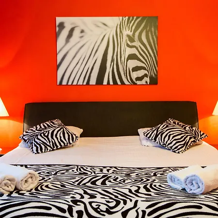 Alex בית הארחה 3*