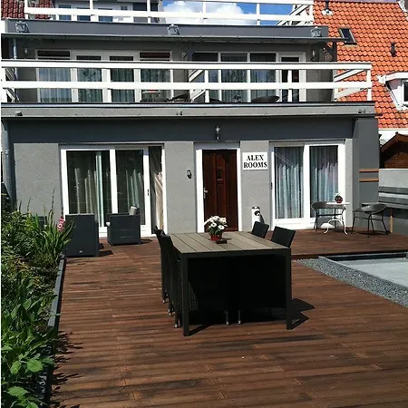 Alex Guest house 3*